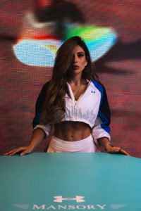 Titi Larrea propone el ejercicio como respuesta al estrés y la ansiedad: una visión del fitness que gana seguidoras en Ecuador y el mundo 1